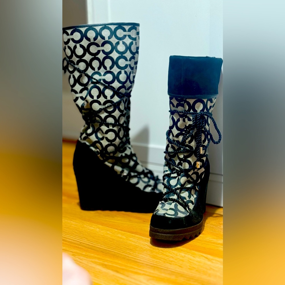 Coach wedges